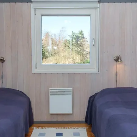 In With 3 Bedrooms, Sauna And Wifi بيت للعطل إيبلتوفت